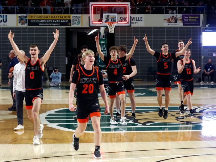 Photo of Players on Court